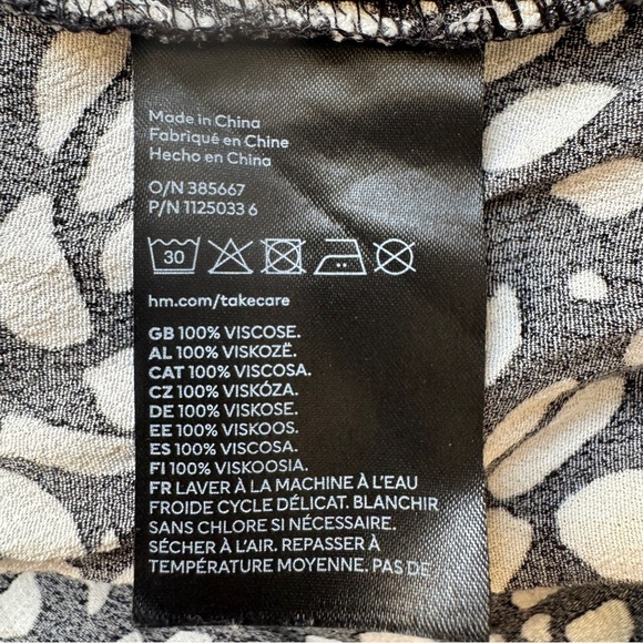 H&M Maxi Dress Animal Print Long Sleeve Slit V Neck Ruched Black Tan Crepe Sz S - Picture 9 of 13